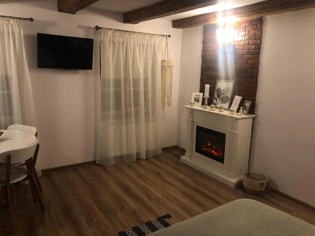 Cozy Central Apartment Braşov Eksteriør billede