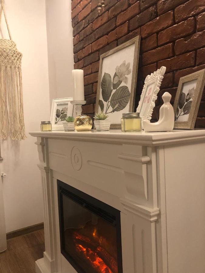 Cozy Central Apartment Braşov Eksteriør billede